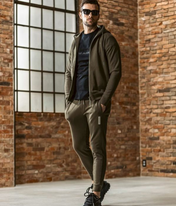 1PIU1UGUALE3 RELAX ウノピゥウノウグァーレトレ リラックス シルバーロゴプレートスウェットパンツ ジョガーパンツ メンズ ジャージ カジュアル スポーツ | 1PIU1UGUALE3 RELAX | 10