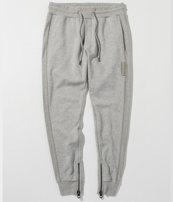 1PIU1UGUALE3 RELAX ウノピゥウノウグァーレトレ リラックス レザー