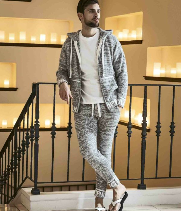 1PIU1UGUALE3 RELAX ウノピゥウノウグァーレトレ リラックス ニット