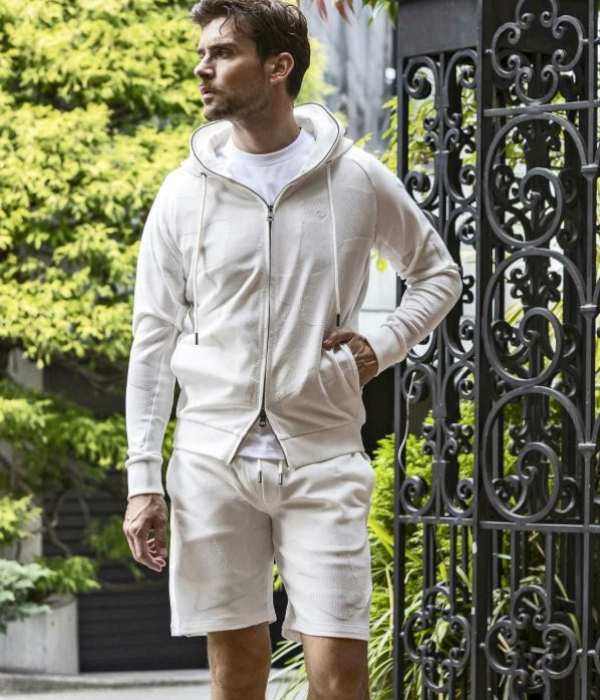 1PIU1UGUALE3 RELAX ウノピゥウノウグァーレトレ リラックス ビッグ