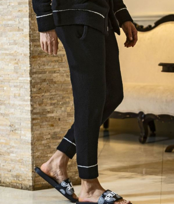 1PIU1UGUALE3 RELAX ウノピゥウノウグァーレトレ リラックス