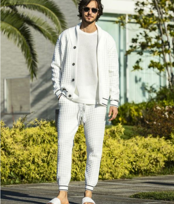 1PIU1UGUALE3 RELAX ウノピゥウノウグァーレトレ リラックス