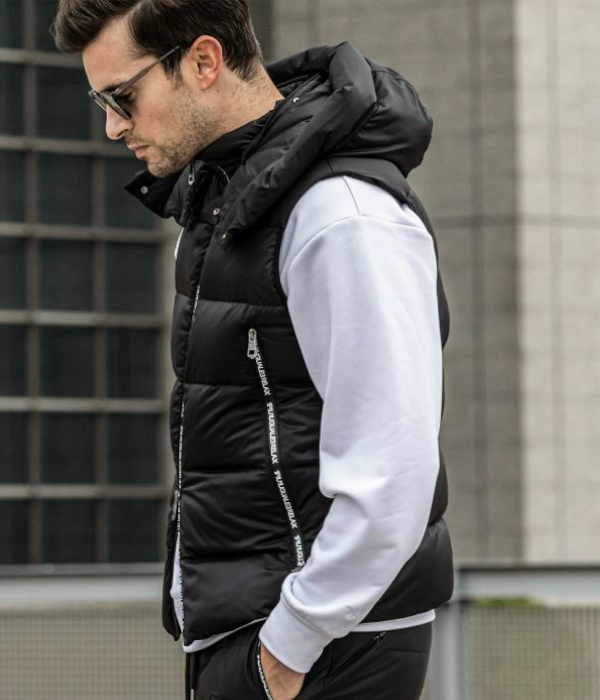 1PIU1UGUALE3 上下セットアップ　ベスト　暖パン 1PIU1UGUALE3 上下セットアップ ベスト 暖パン - メルカリ