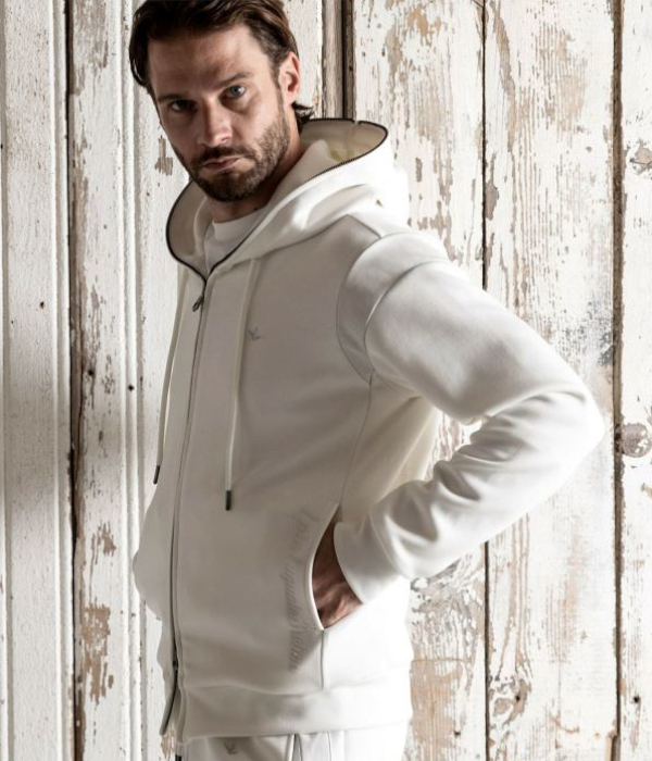 1PIU1UGUALE3 RELAX ウノピゥウノウグァーレトレ リラックス レザー