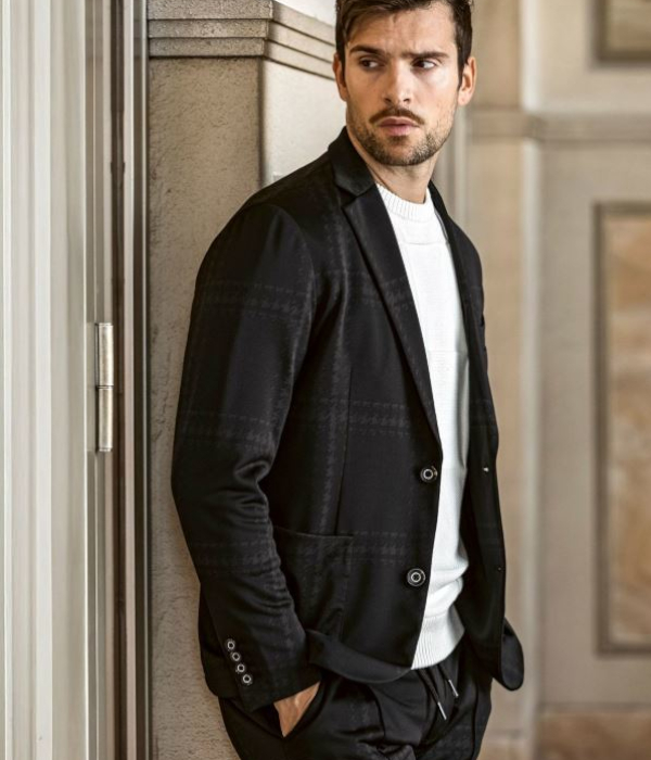 1PIU1UGUALE3 RELAX ウノピゥウノウグァーレトレ リラックス