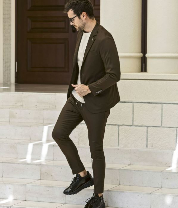 1PIU1UGUALE3 RELAX ウノピゥウノウグァーレトレ リラックス ブライト