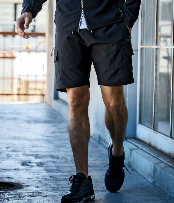 1PIU1UGUALE3 RELAX ウノピゥウノウグァーレトレ リラックス