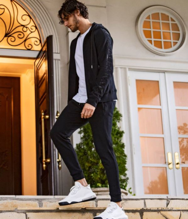 1PIU1UGUALE3 RELAX ウノピゥウノウグァーレトレ リラックス