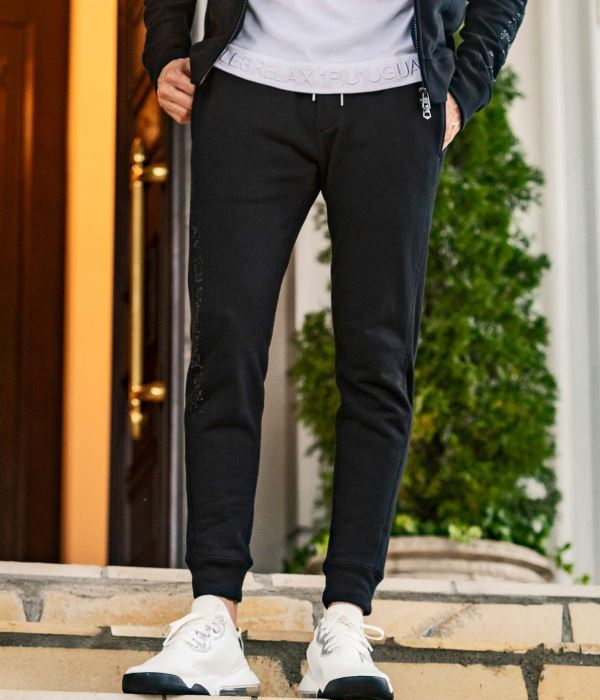 1PIU1UGUALE3 RELAX ウノピゥウノウグァーレトレ リラックス