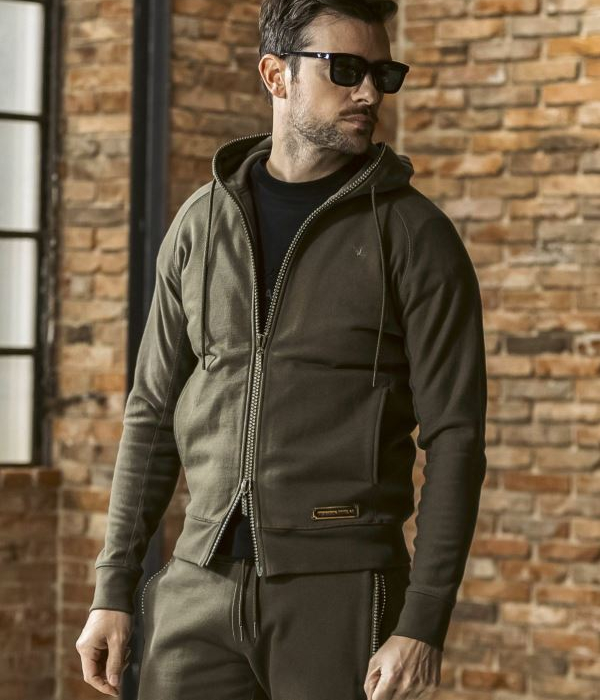 1PIU1UGUALE3 RELAX ウノピゥウノウグァーレトレ リラックス