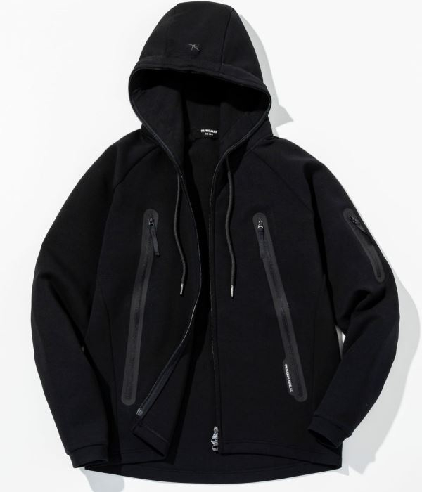 1PIU1UGUALE3 RELAX ウノピゥウノウグァーレトレ リラックス