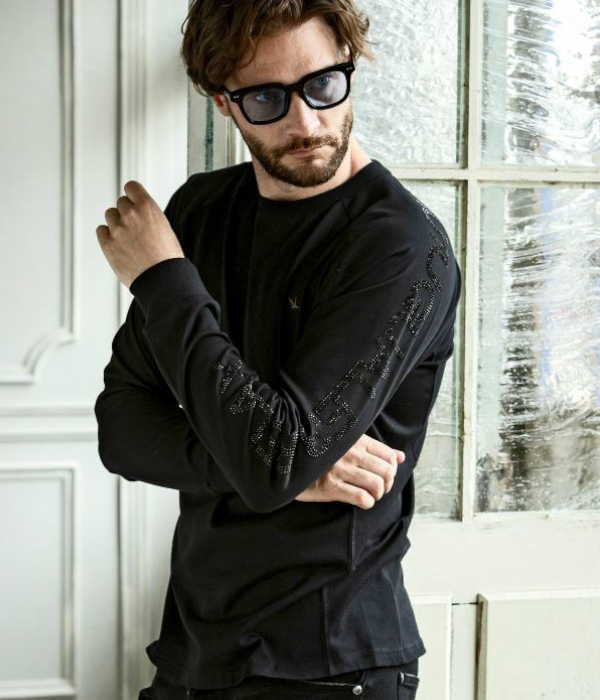 1PIU1UGUALE3 RELAX ウノピゥウノウグァーレトレ リラックス ラインストーンロゴTシャツ 長袖 カットソー メンズ ロンT カジュアル 男性 | 1PIU1UGUALE3 RELAX | 02