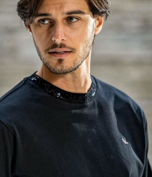 1PIU1UGUALE3 RELAX ウノピゥウノウグァーレトレ リラックス ラインストーンネックロゴTシャツ メンズ ロンT 長袖 カットソー カジュアル スポーツ | 1PIU1UGUALE3 RELAX | 08