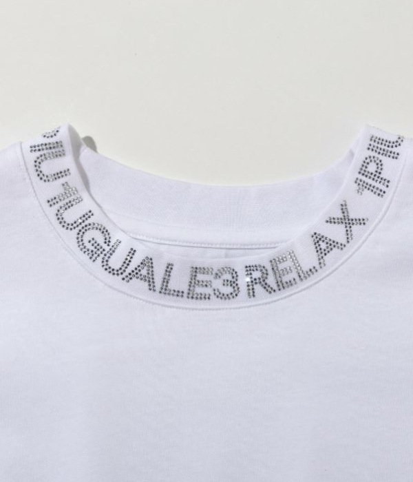 1PIU1UGUALE3 RELAX ラインストーンネックロゴTシャツ 半袖 1PIU1UGUALE3 RELAX tシャツ RELAX(ウノピゥウノウグァーレトレ