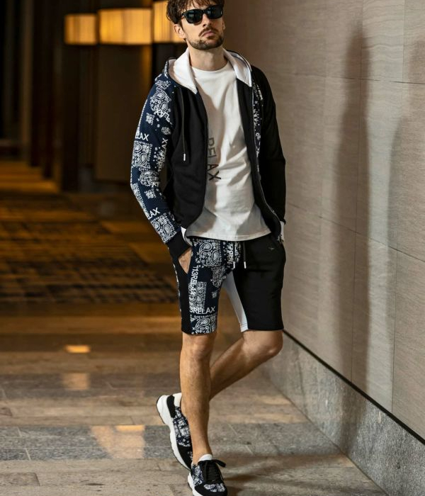 1PIU1UGUALE3 RELAX ウノピゥウノウグァーレトレ リラックス