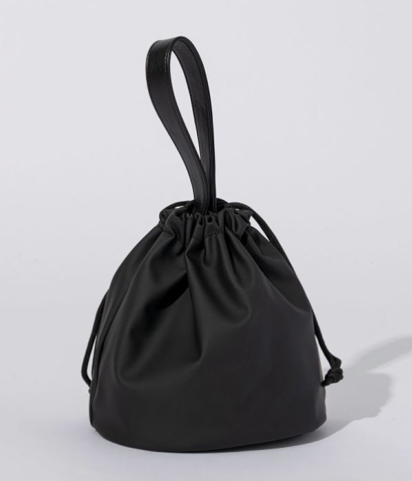 1PIU1UGUALE3 RELAX ウノピゥウノウグァーレトレ リラックス