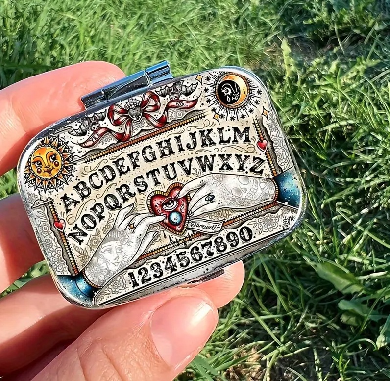 未使用　インポート  ビンテージ　小物入れ　指輪入れ　ピルケース 未使用 インポート ビンテージ 小物入れ 指輪入れ ピルケース 未使用