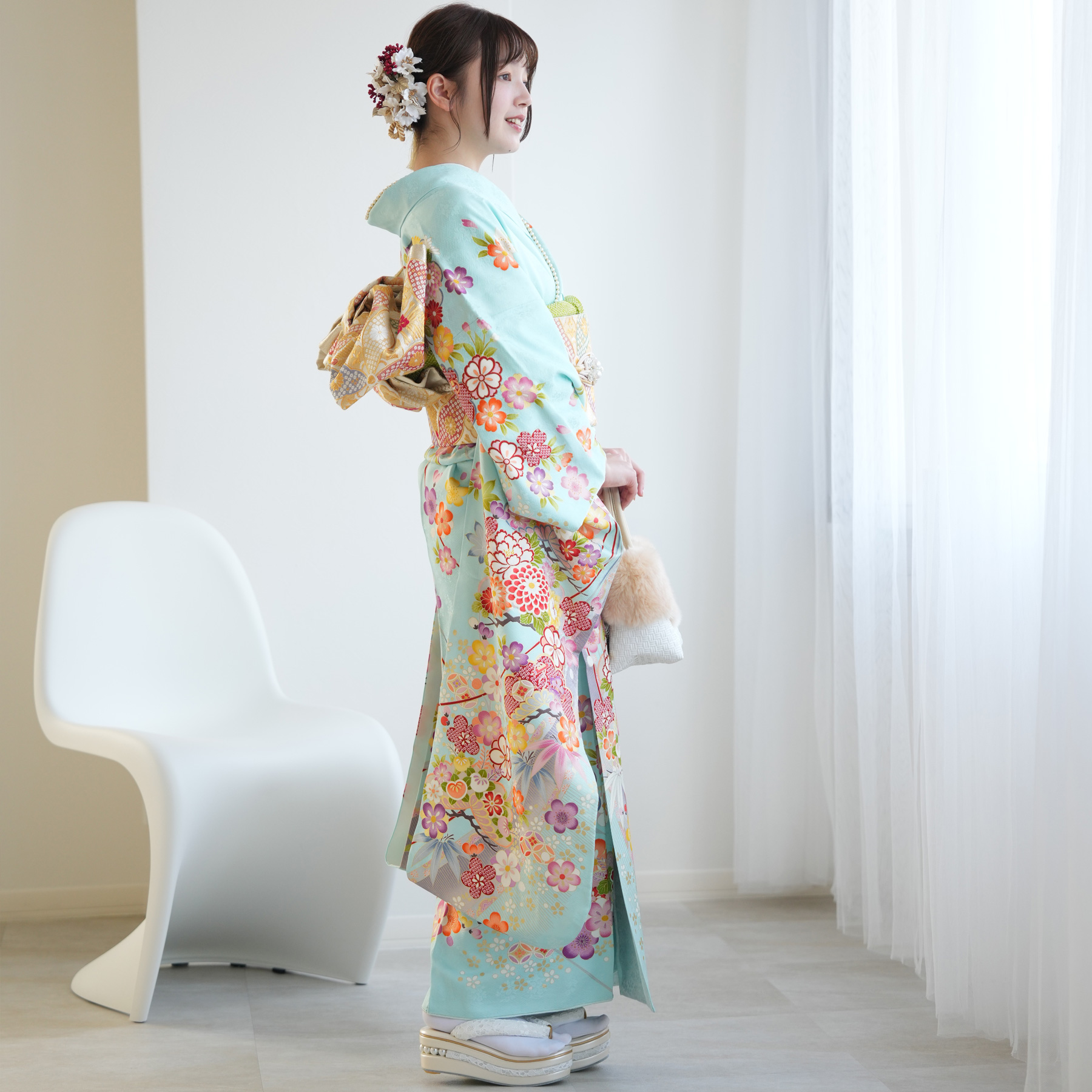 美品　華やかな花柄振袖 成人式　振袖6点セット　振袖フルセット　成人式 楽天市場】【成人式 振袖 レンタル】RS406青 絞り柄に菊と小花