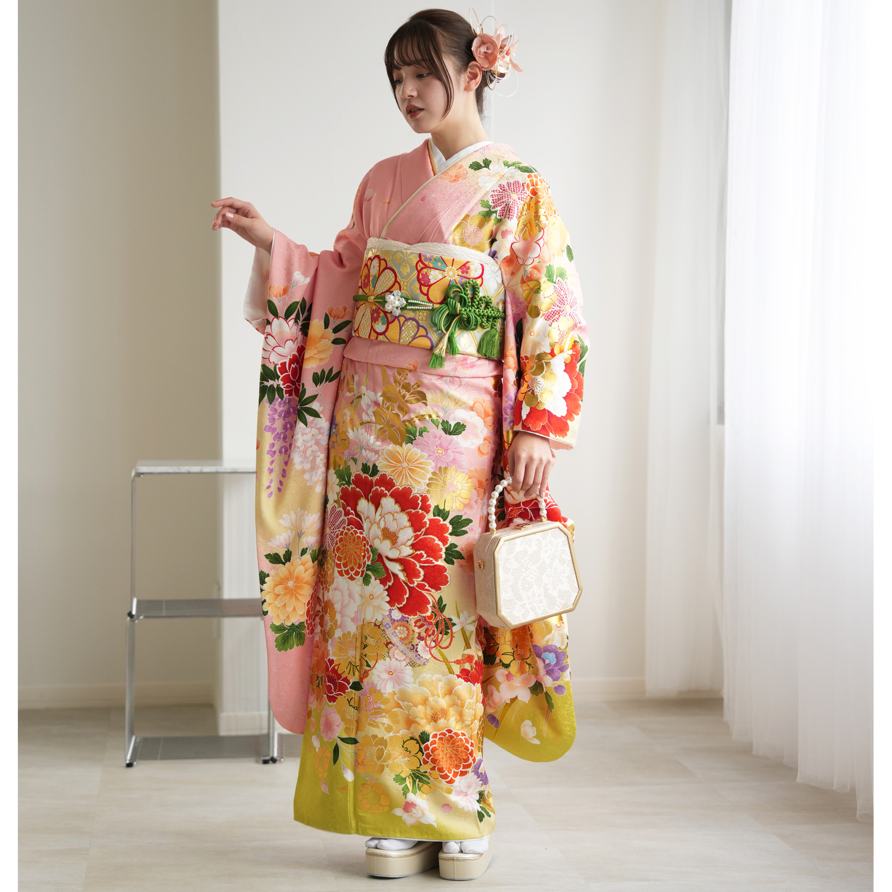 【最終値】振袖★正絹◇ピンク◇花柄☆成人式☆身丈174  裄65.2 ★中古 最終値】振袖☆正絹◇ピンク◇花柄☆成人式☆身丈174