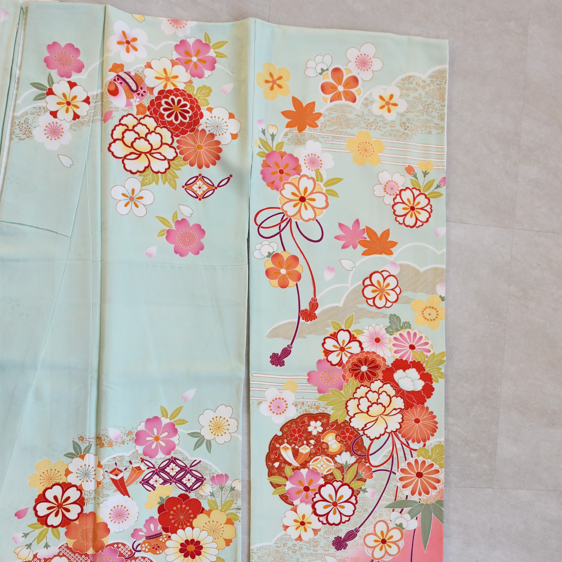 (あ833)アンティーク振袖㊗️古典柄 和柄 祝い柄 ③点セット 振袖 レンタル 成人式 21点セット 古典柄 レトロ アンティーク系 振袖