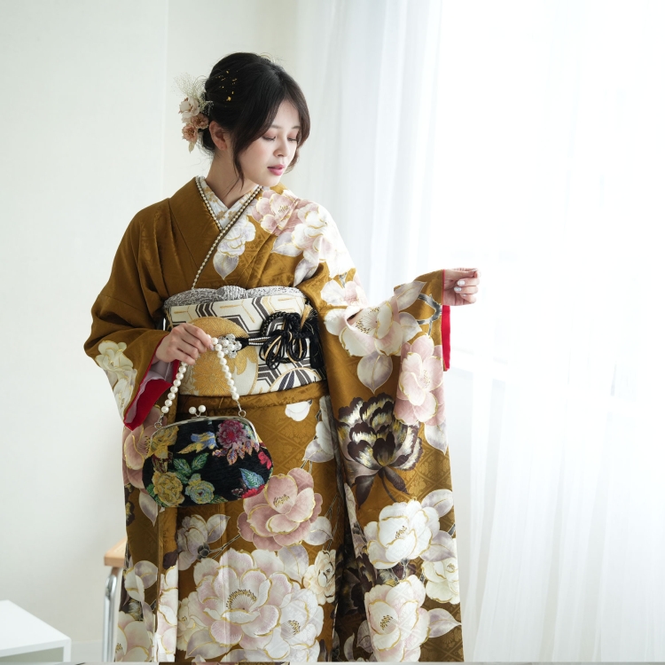mana☆ 結婚式　成人式　アンティーク振袖　帯　襦袢のセット 1000601800_1.jpg
