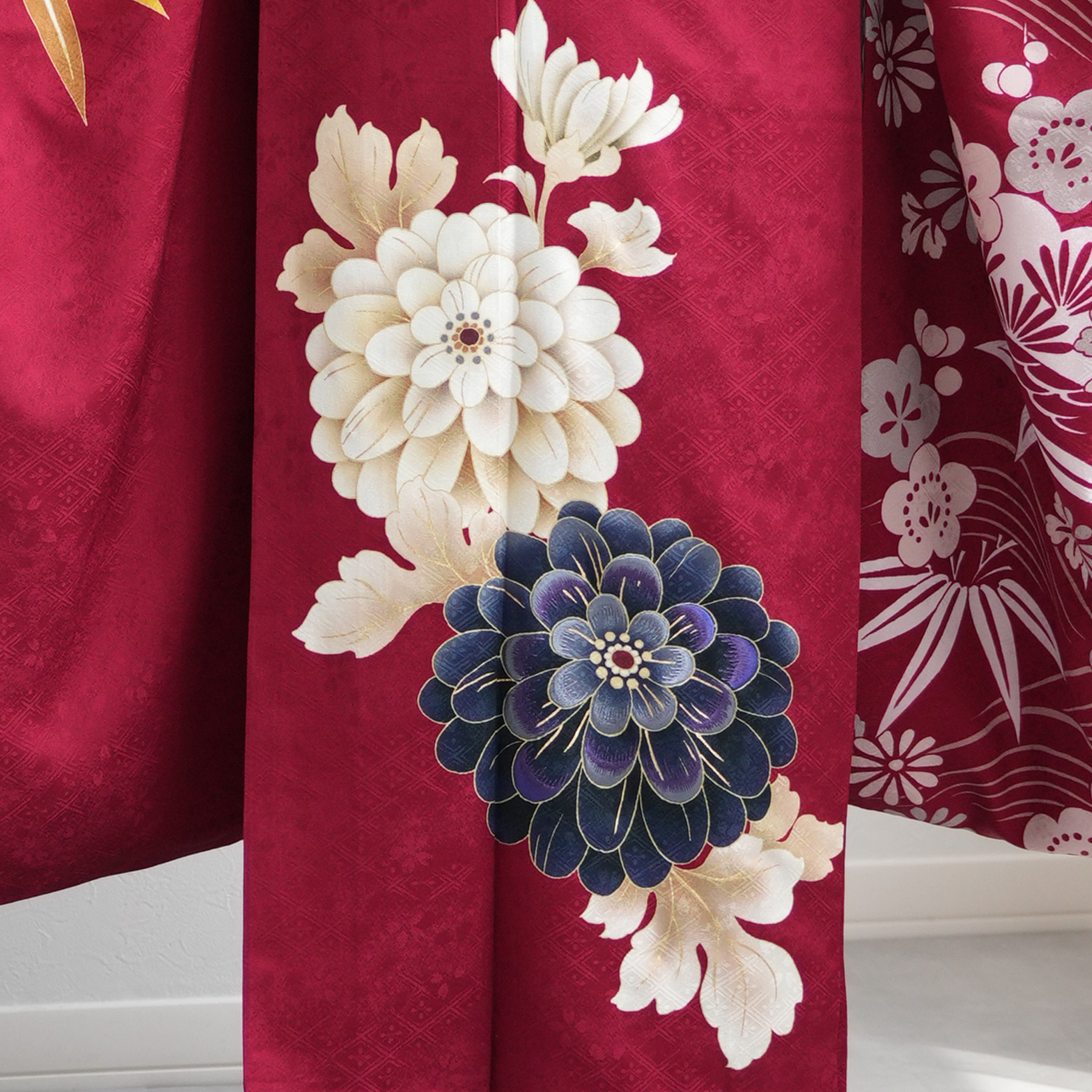 レンタル 振袖 正絹着物+袋帯 21点セット 絵羽 深紅に大きな古典菊