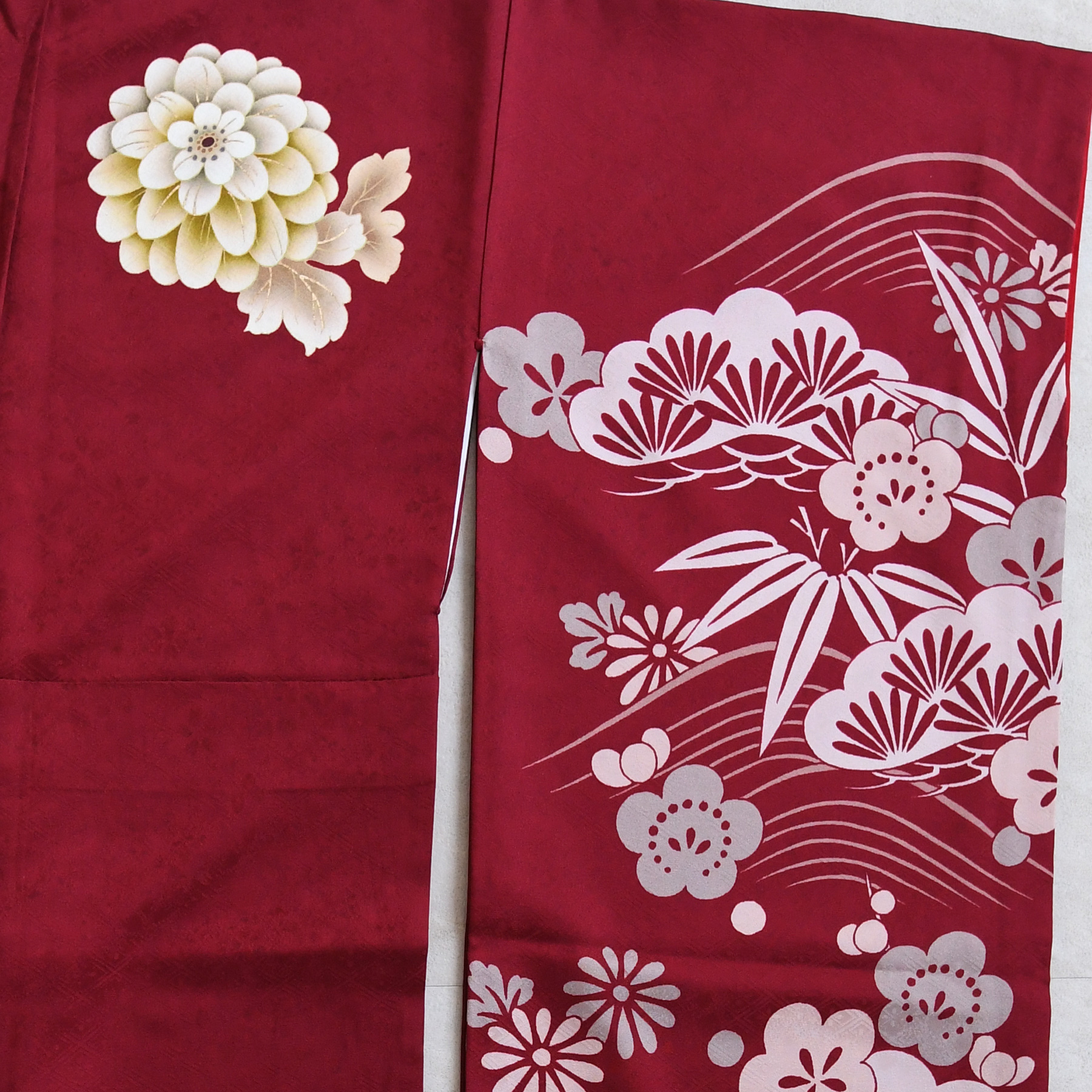 レンタル 振袖 正絹着物+袋帯 21点セット 絵羽 深紅に大きな古典菊