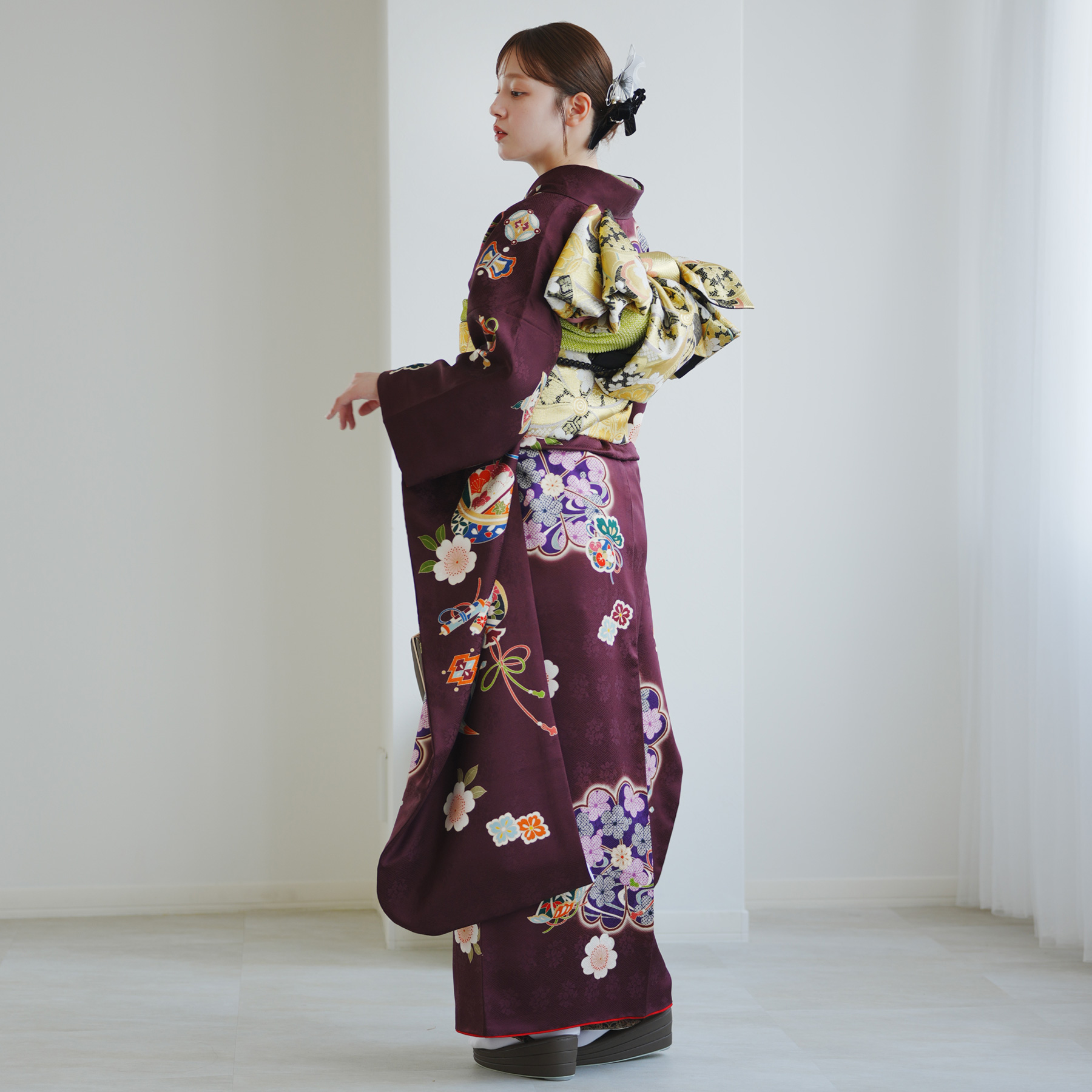 レンタル 振袖 正絹着物+袋帯 21点セット 絵羽 ボルドーに古典花結び