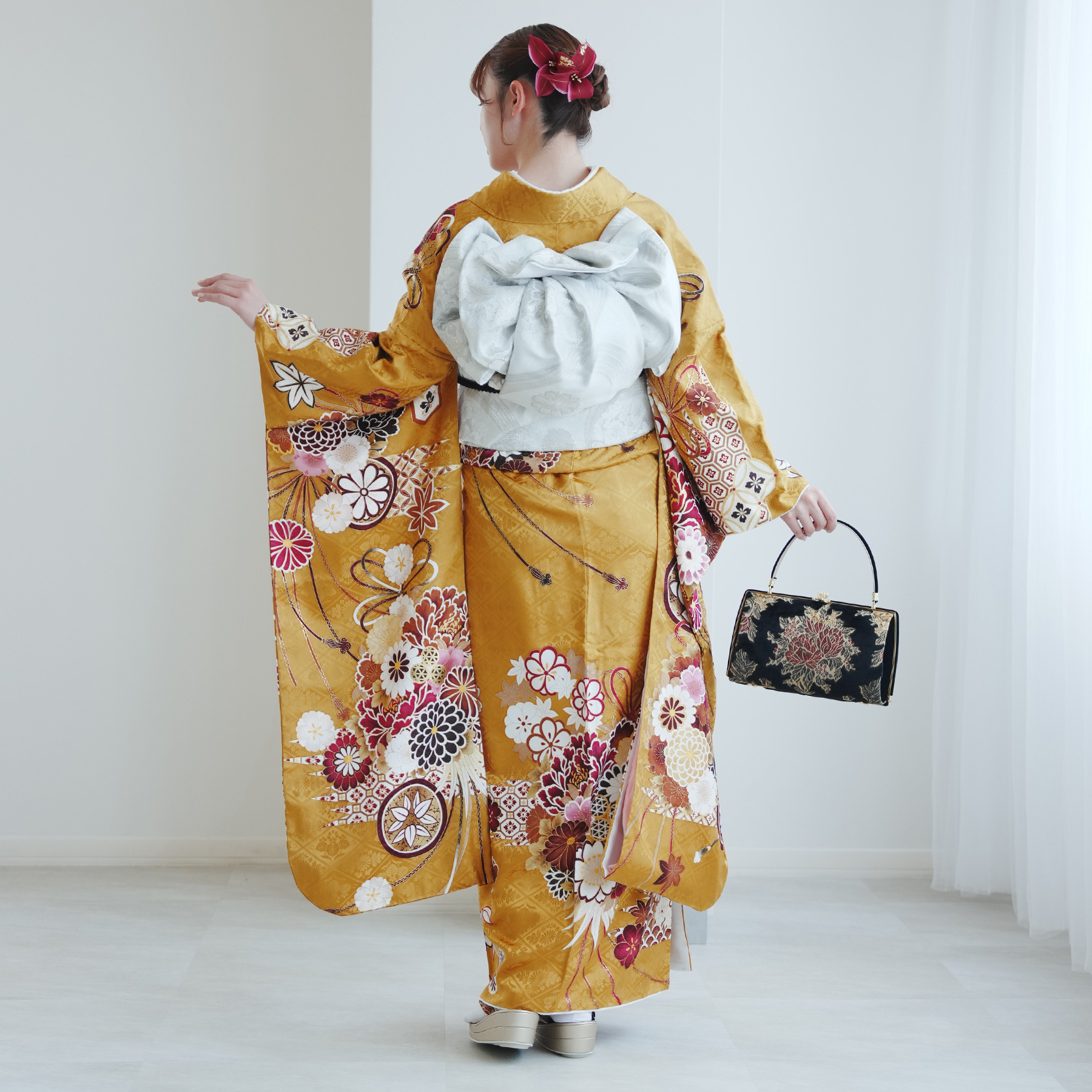 レンタル 振袖 正絹着物+袋帯 21点セット 絵羽 芥子色に古典花結び