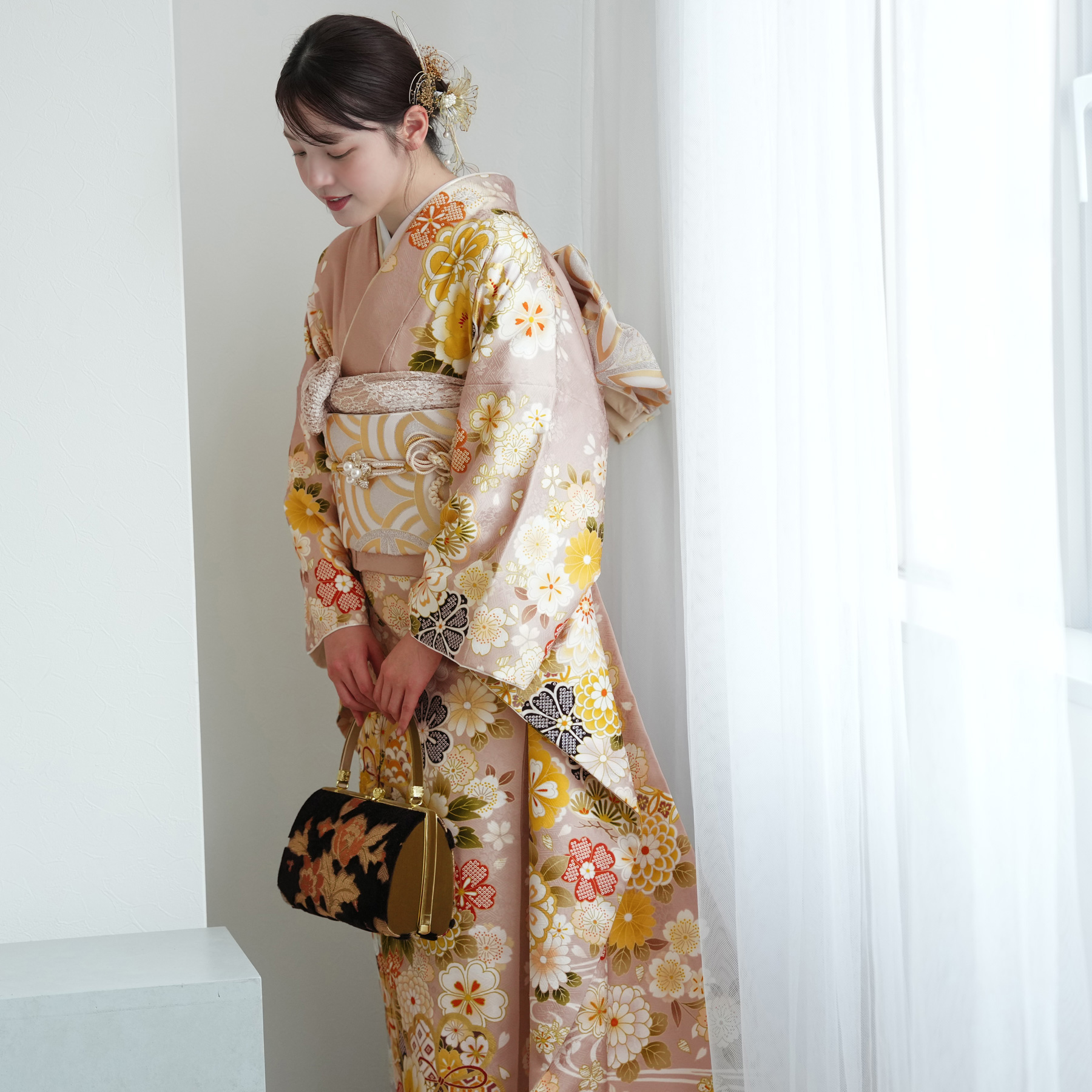 レンタル 振袖 成人式 正絹 くすみピンクに古典花づくし 結婚式 前撮り