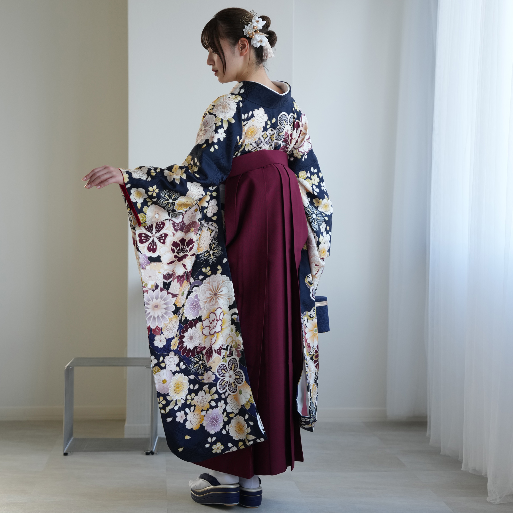 袴 レンタル 卒業式 18点セット 紺地に豪華...の詳細画像4