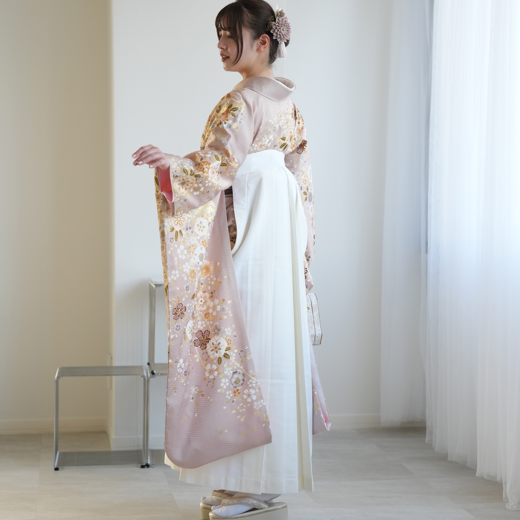 袴 レンタル 卒業式 18点セット くすみピンクに舞う桜と牡丹 正絹 振袖