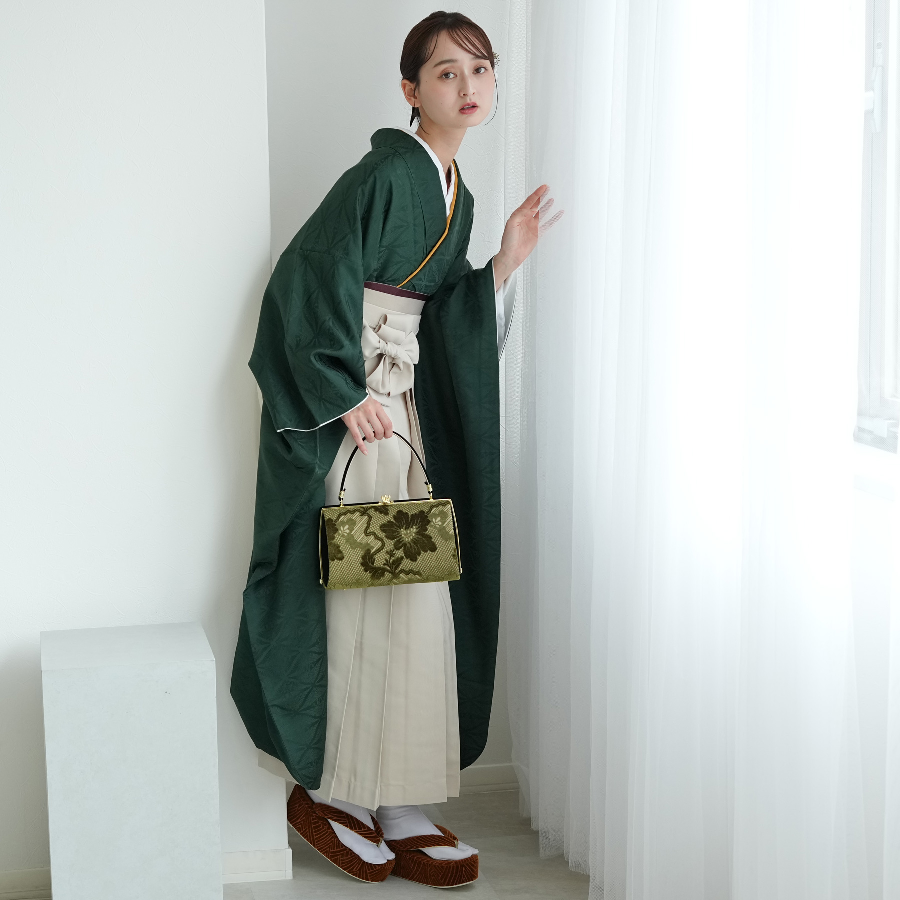 袴 レンタル 卒業式 18点セット 暗緑の鶴菱...の詳細画像4