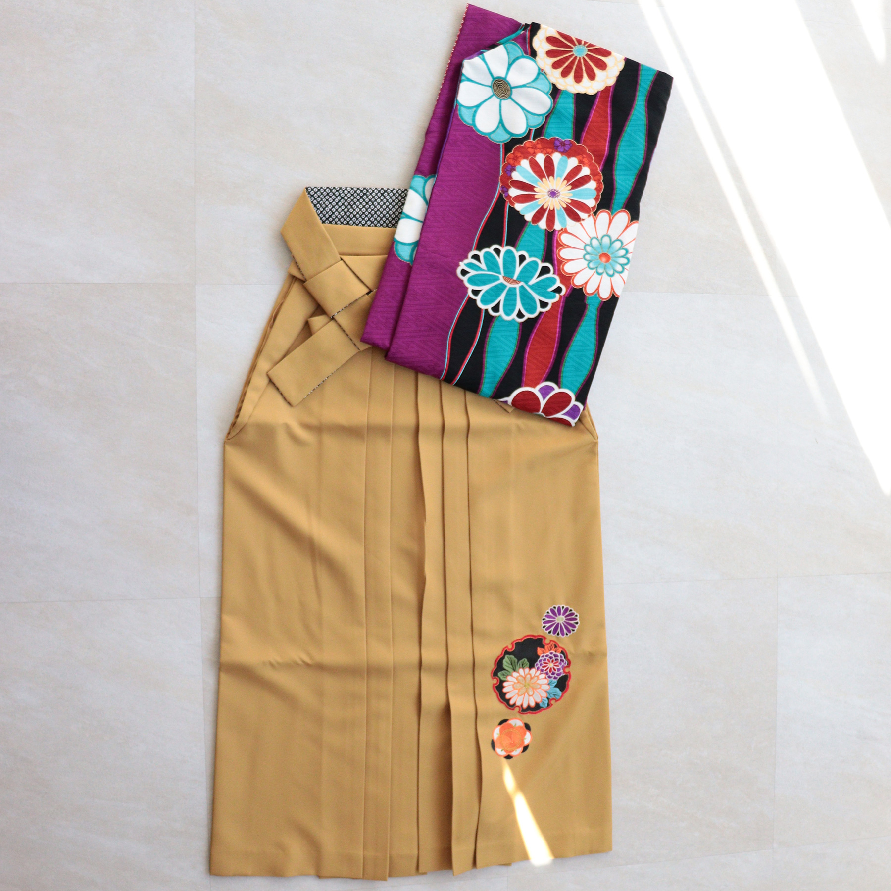 袴 レンタル 卒業式 2尺袖着物 17点セット 九重 レトロ 袴セット 菊 赤