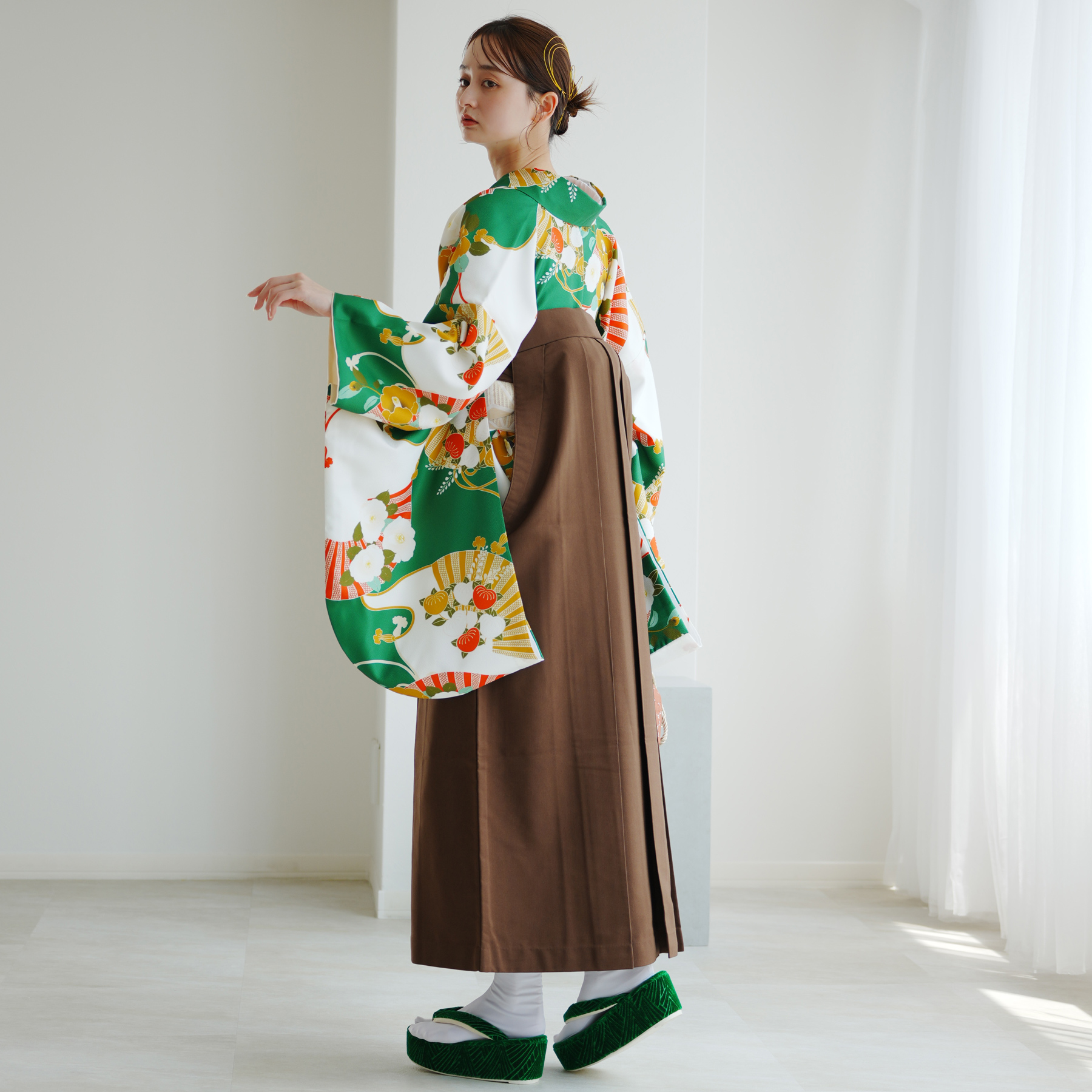 袴 レンタル 卒業式 2尺袖着物 17点セット レトロ 袴セット 扇 緑系