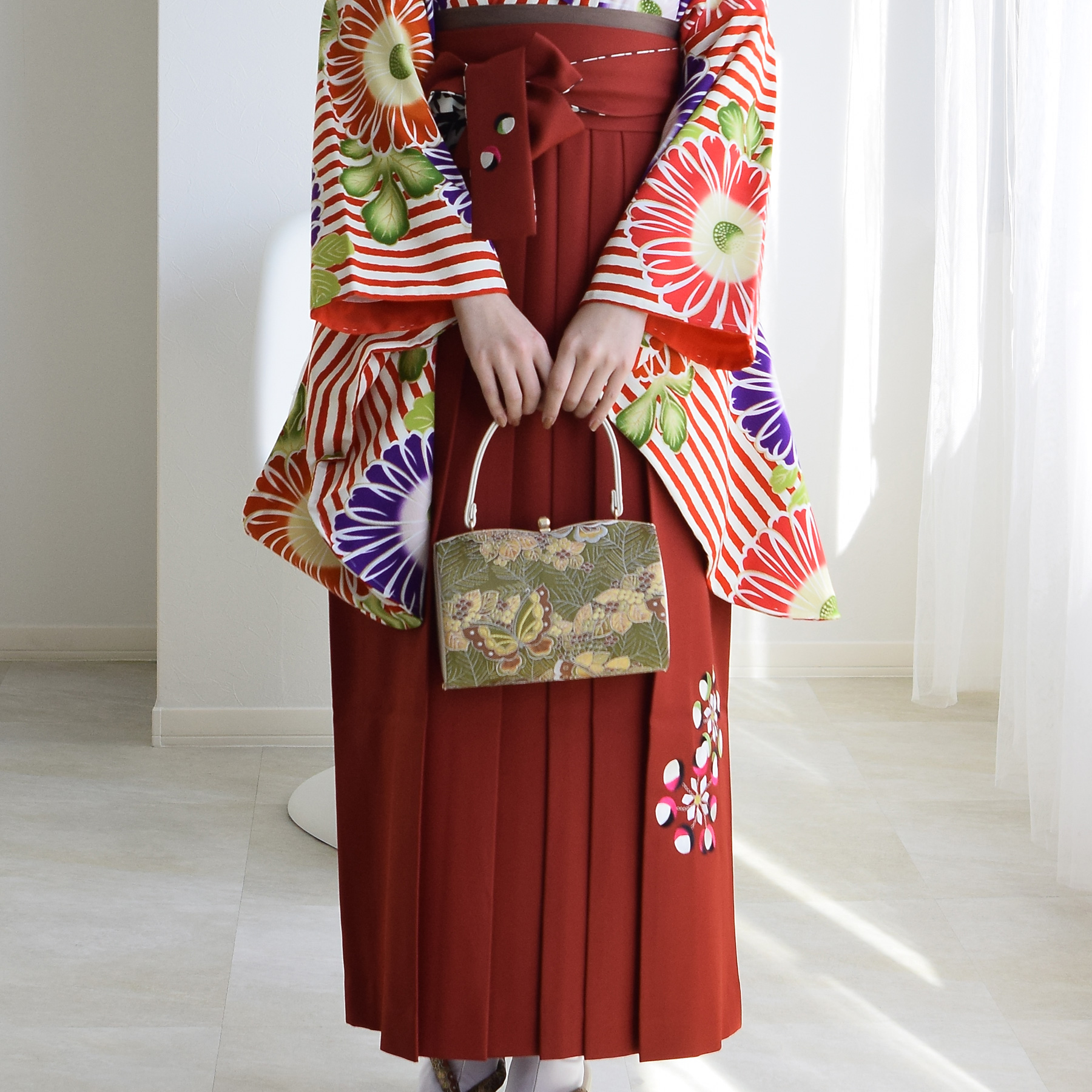 二尺袖 着物 袴フルセット 紅一点 ショート丈 袴変更可能 NO34488 袴 レンタル 卒業式 二尺袖着物 17点セット 紅一点 古典 レトロ 袴