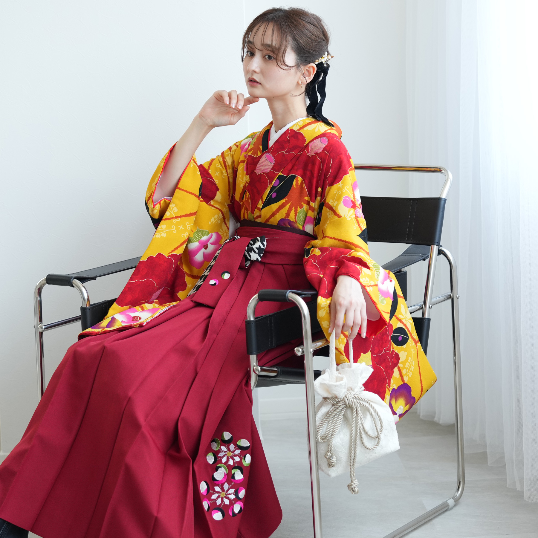 2尺袖 紅一点 ポリエステル着物 袴用 金彩 和モダン 2尺袖 紅一点 ポリエステル着物 袴用 金彩 和モダン 2尺袖 紅