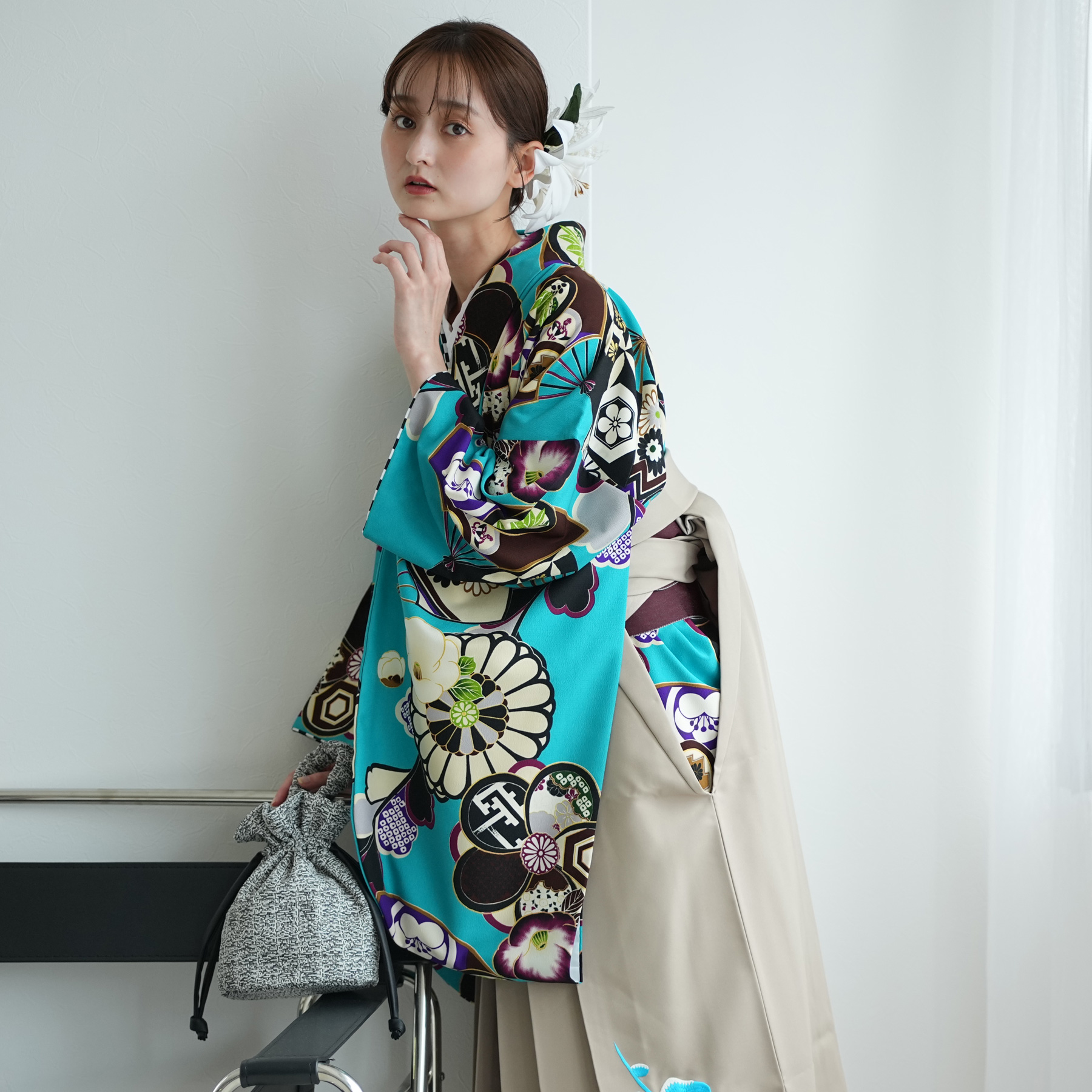 卒業式　レトロモダン❸点セット二尺袖着物、袴、長襦袢、 袴 レンタル 卒業式 2尺袖着物 17点セット レトロ モダン 袴セット 花