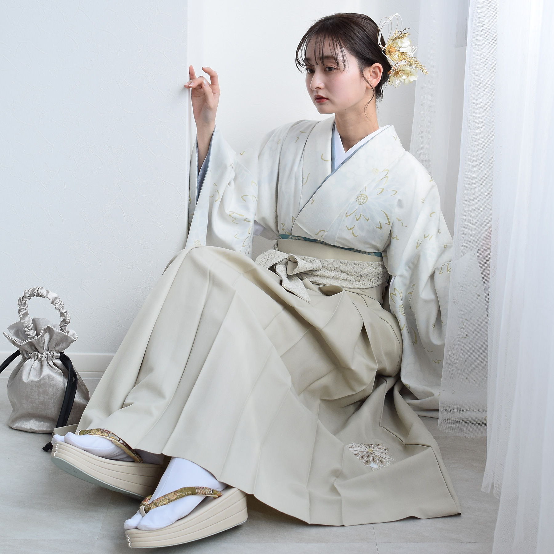 週末セール! 黒無地振袖フルセット ※中村里砂