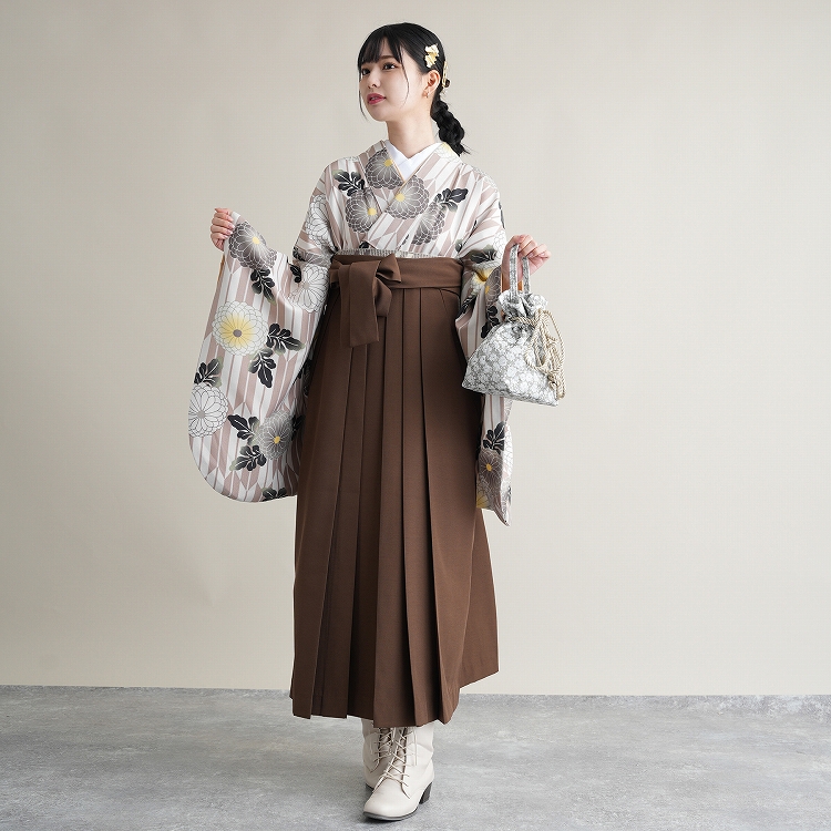 アンティーク着物　扇子　レトロな配色　大人　ジュニア　　袴にも アンティーク着物 扇子 レトロな配色 大人 ジュニア 袴にも