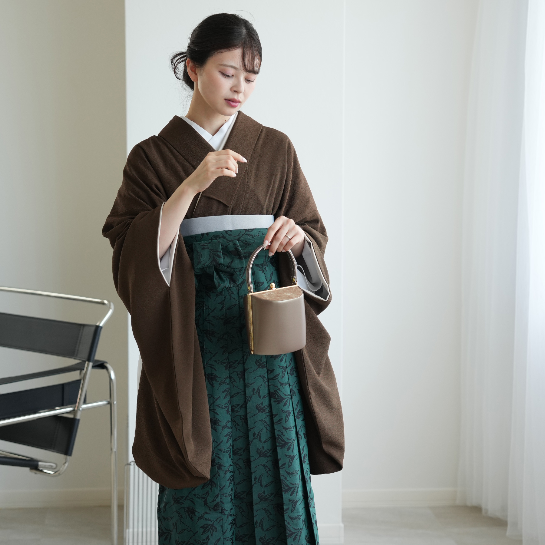 utatane レトロ 袴セット　3点　Mサイズ 袴 レンタル 卒業式 2尺袖着物 17点セット utatane 古典柄 レトロ 袴