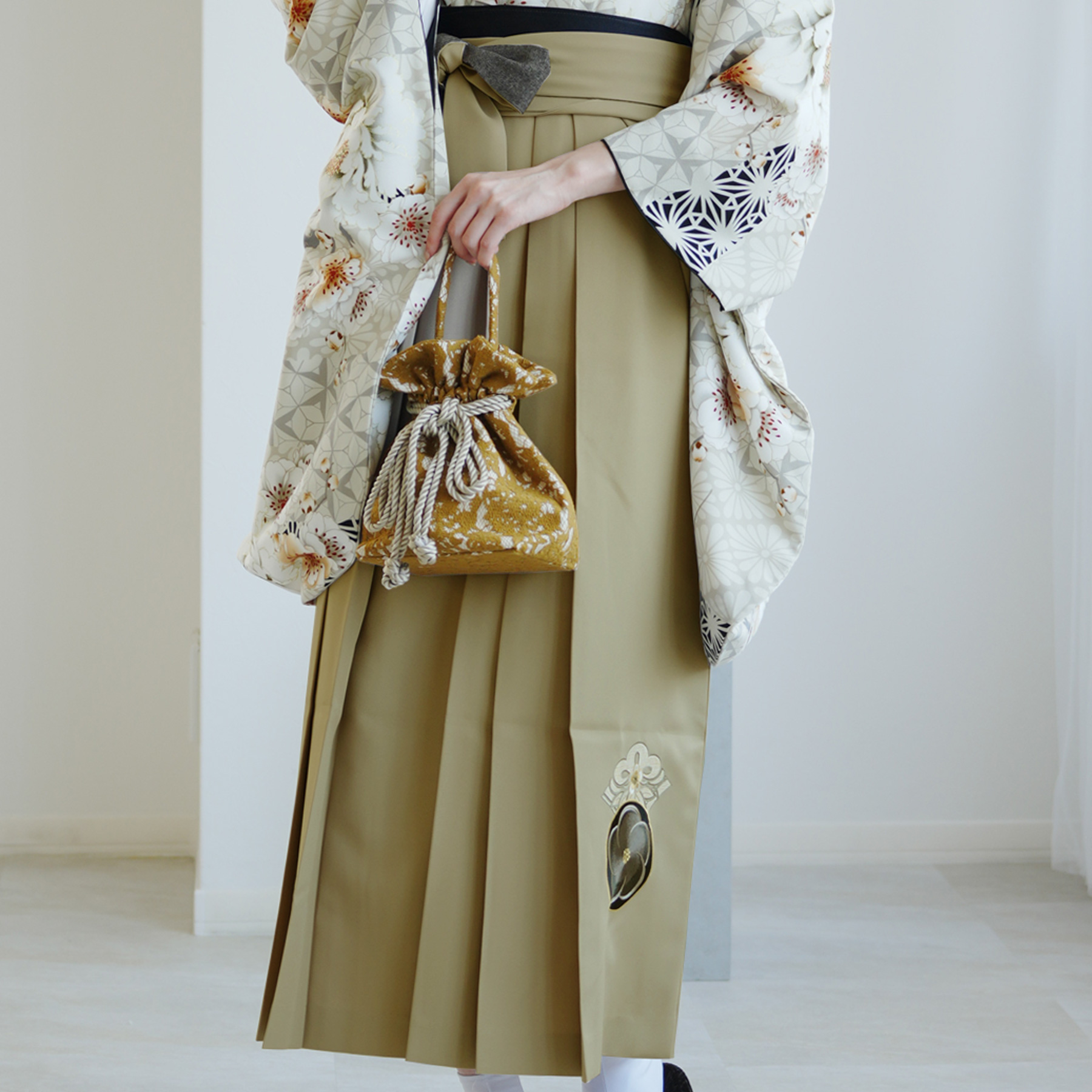袴 レンタル 卒業式 JAPAN STYLE×中村里砂 17点セット グレージュに