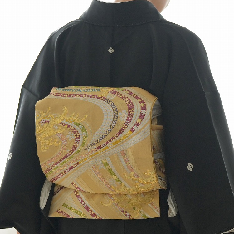 黒留袖 レンタル 50代 留袖 21点セット 着物 花柄 華やか 黒留袖 レンタル 50代 留袖 21点セット 着物 花柄 華やか