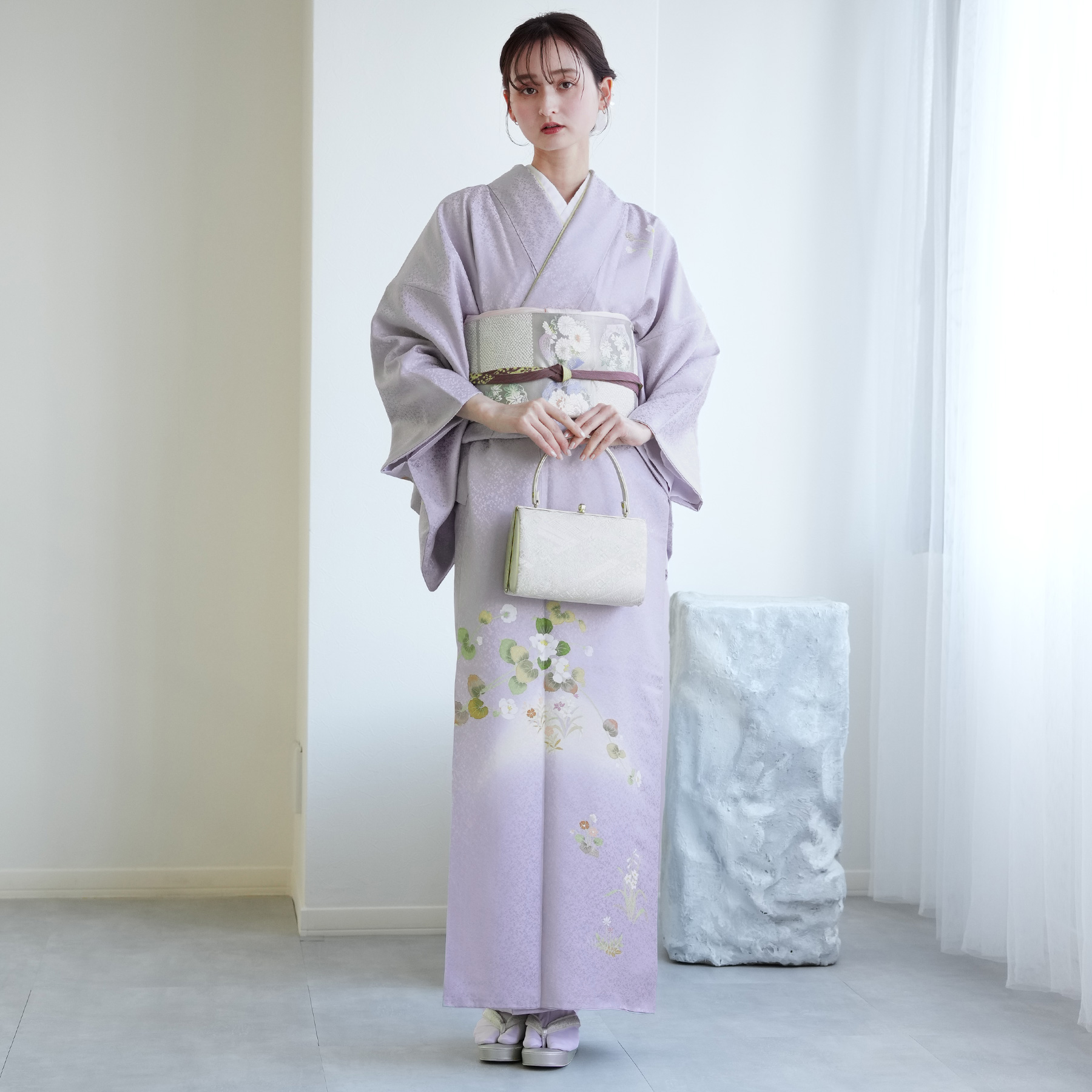 訪問着　フルセット　着物　付け下げ　正絹　しつけ糸付き　淡い　花が舞う　J3 訪問着 フルセット 着物 付け下げ 正絹 しつけ糸付き 淡い 花が舞う J3