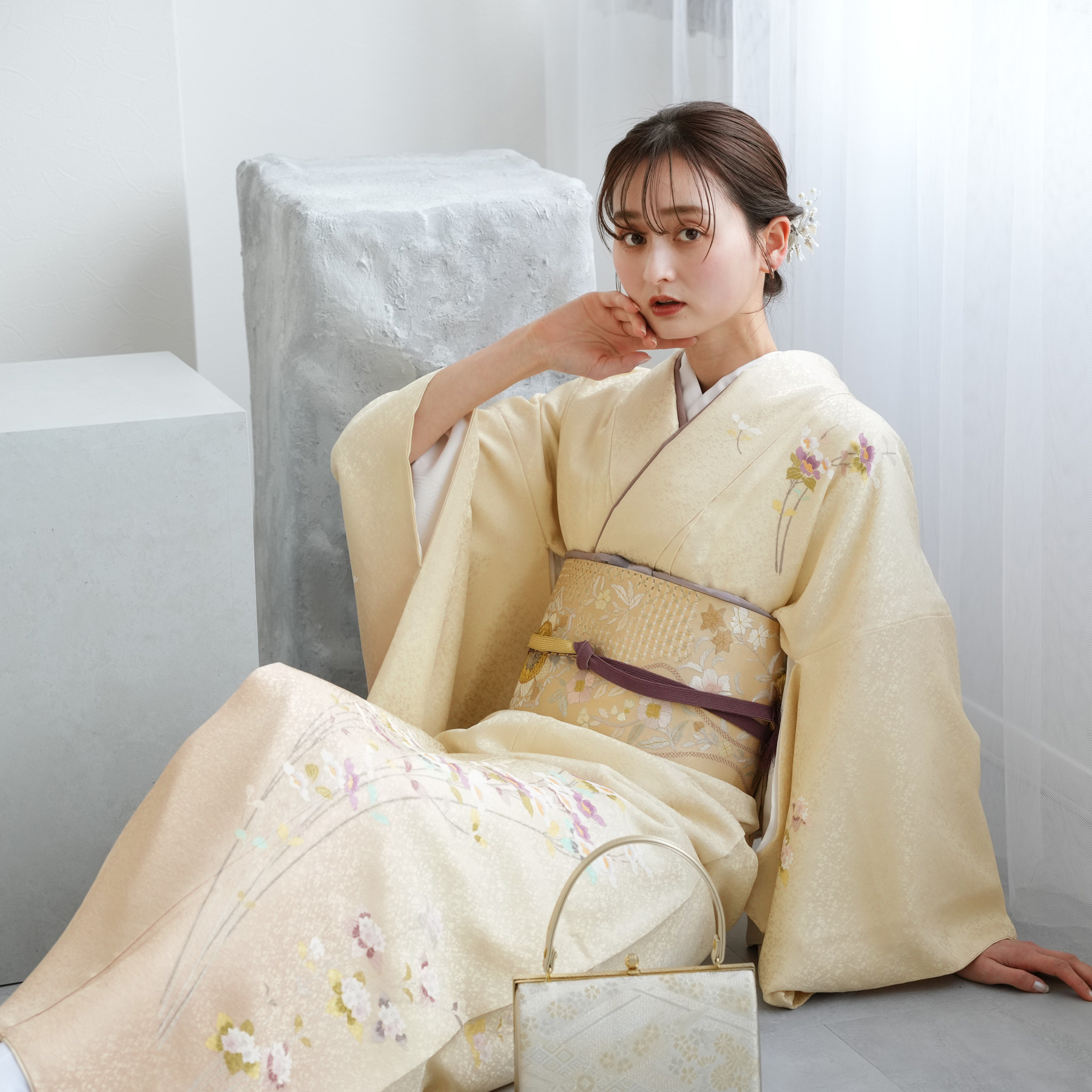 アンティーククリーム色の着物 訪問着レンタル｜クリーム色に四季草花｜H0349｜M｜宅配着物レンタル
