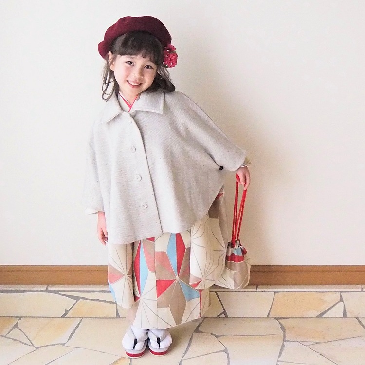 ひよこ商店　七五三　3歳　着物　ポンチョ　レトロ レンタル 七五三 3歳 女の子 ポンチョ フルセット ひよこ商店 古典柄