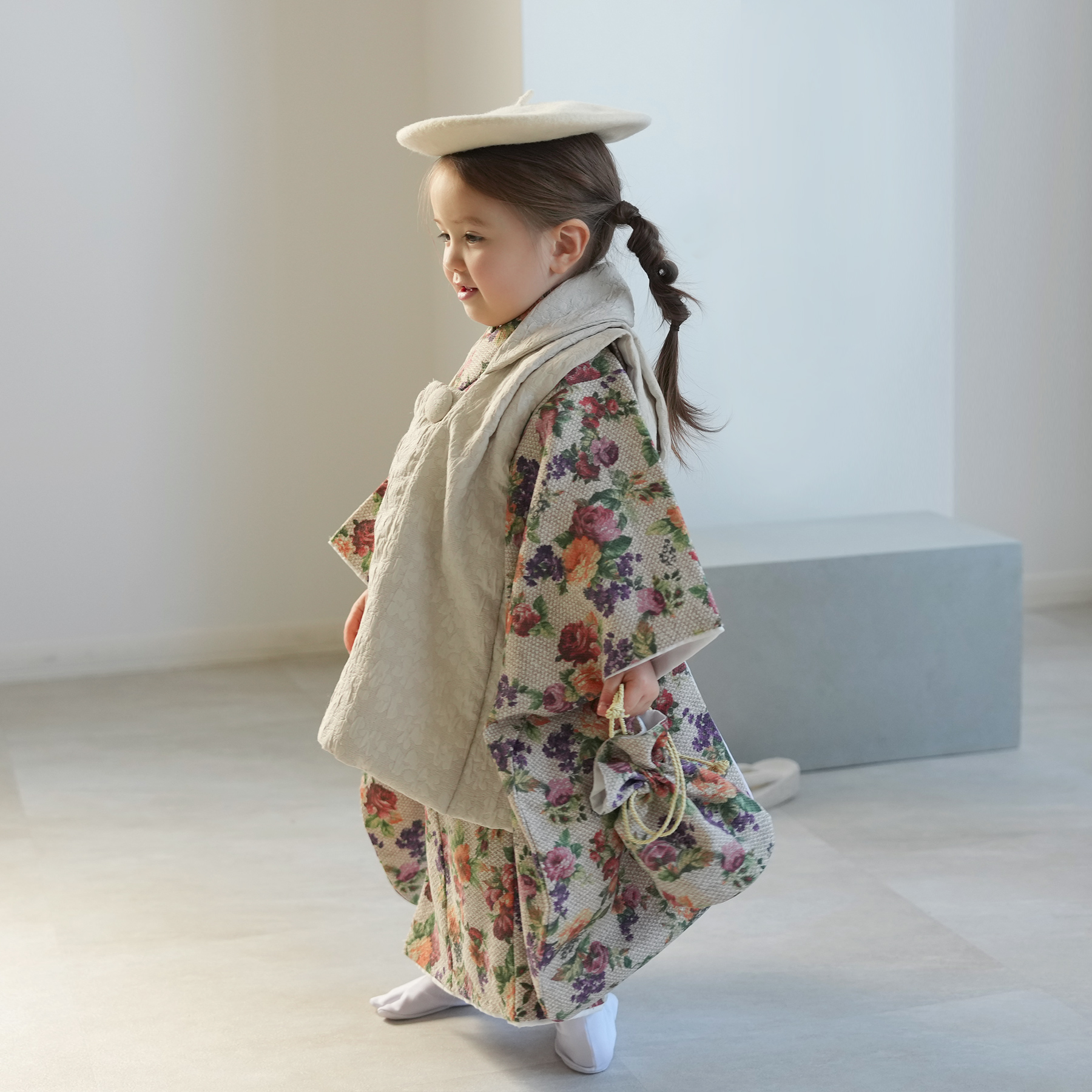レンタル 七五三 3歳 女の子 フルセット utatane レトロ 花柄 オレンジ