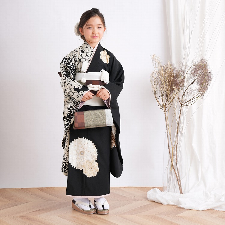 レンタル 七五三 7歳 セット JAPAN STYLE レトロ モダン花 黒系 レンタル 七五三 7歳 セット JAPAN STYLE レトロ モダン花 黒系