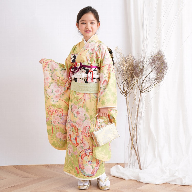 7歳　レトロ正絹珊瑚色花籠　七五三　お着物・帯セット　アンティーク レンタル 七五三 着物 7歳 セット 華徒然 レトロ 花 黄系 古典 桜 貝桶