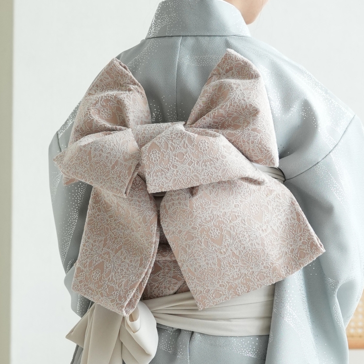 【コメントの方専用】ひよこ商店3歳七五三　花 薄ピンク クリーム銀彩×グレー雪輪 楽天市場】【ひよこ商店 kids 七五三 着物 3歳 女の子 ベレー帽